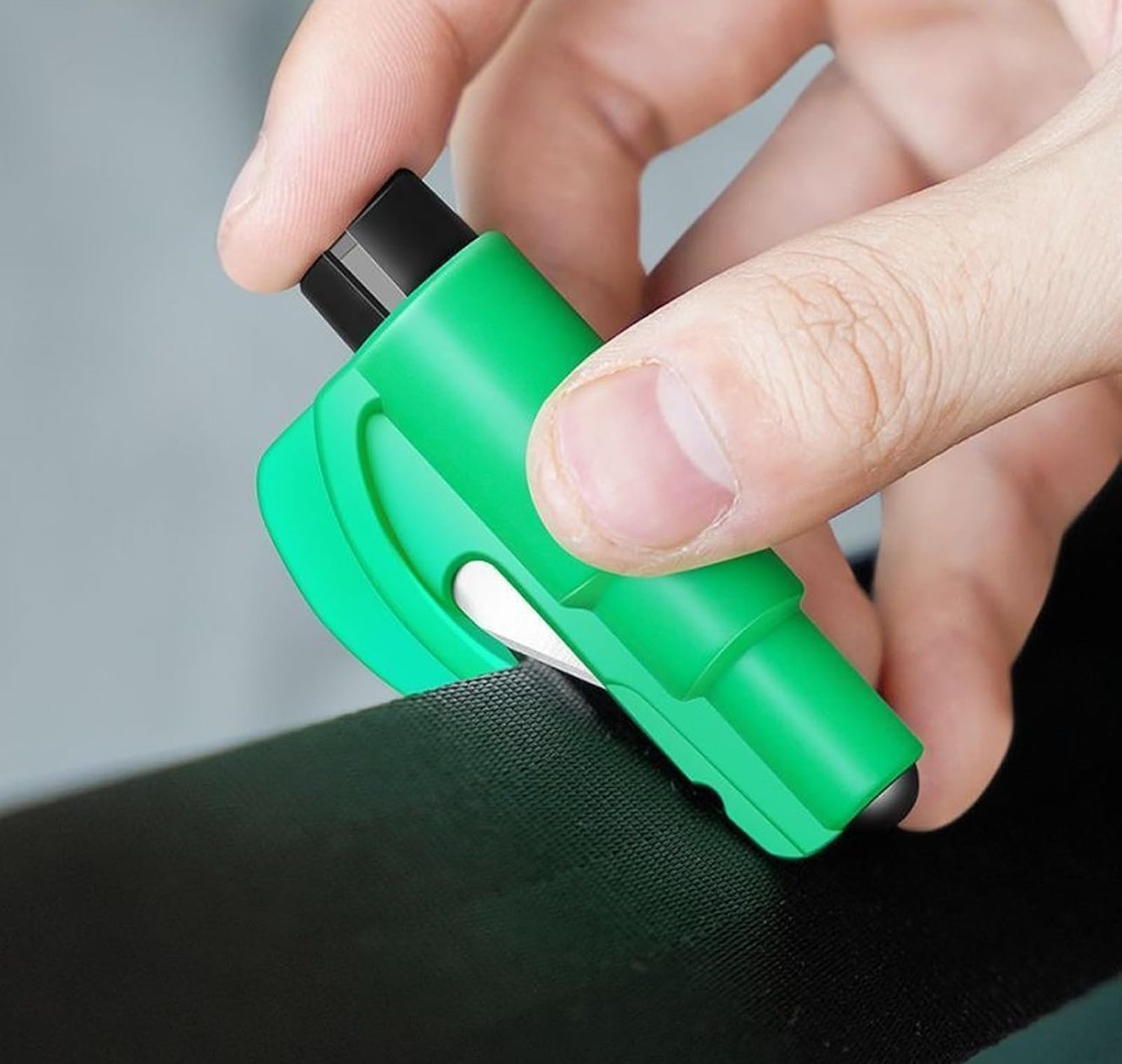 3 in 1 seat belt cutter and window breaker
