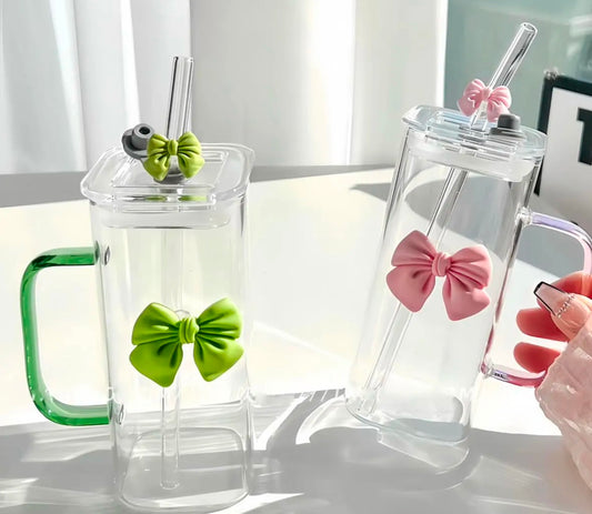 Large drinking glass with handle, lid, straw and matching bow/heart or sunflower on cup and straw