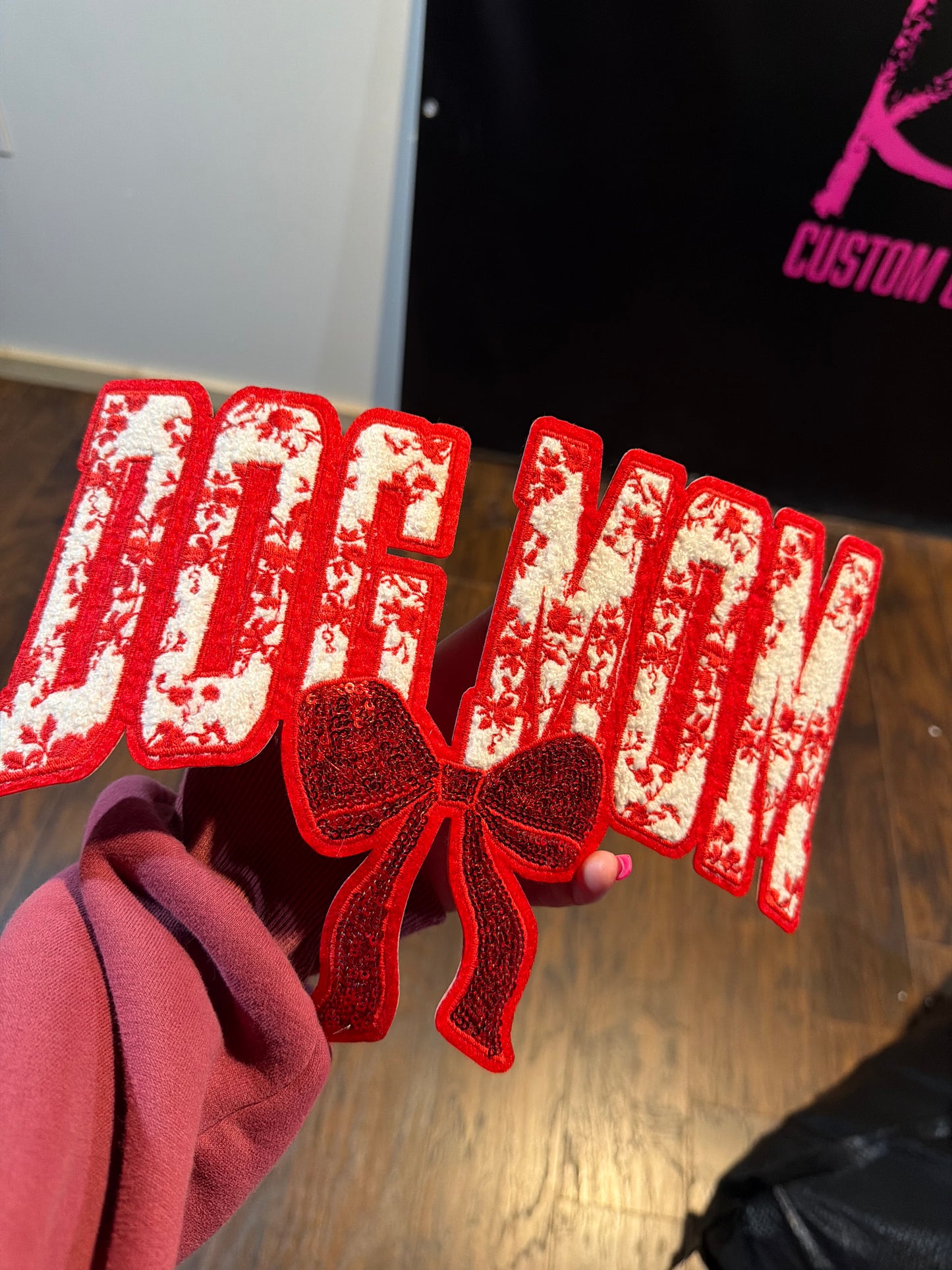 Chenille dog mom red bow iron on patch