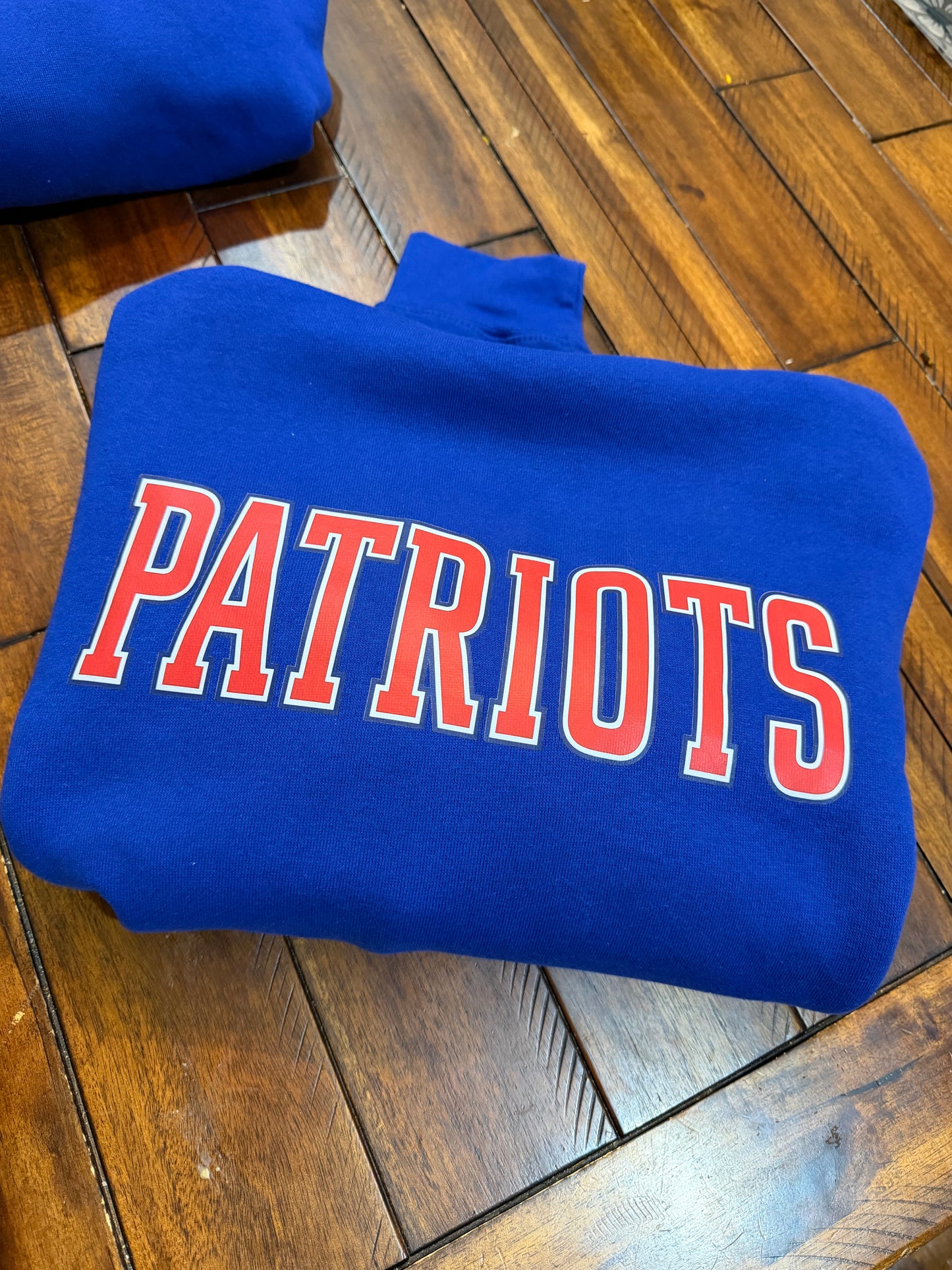 Patriots crop top hoodie