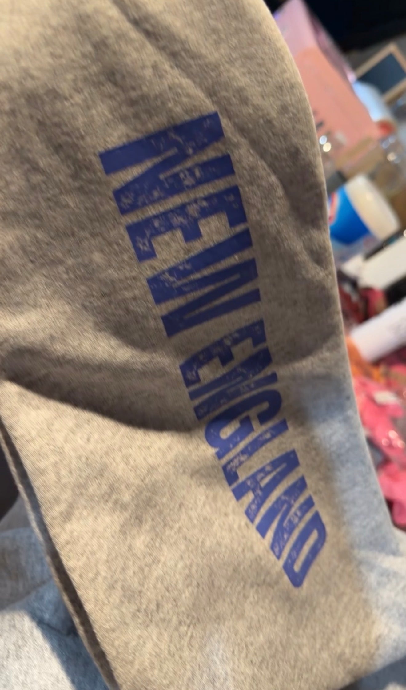 New England patriots crewneck sweatshirt with patch